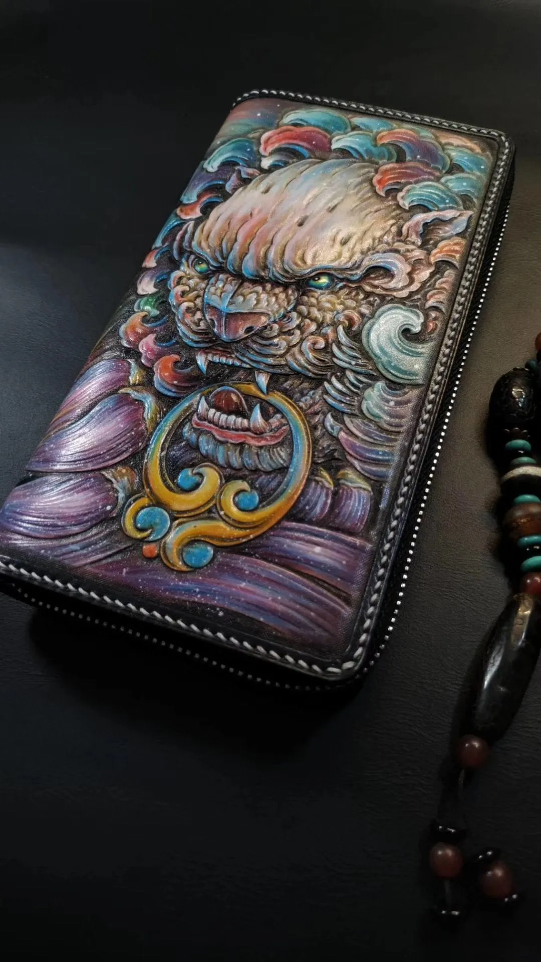 Badass Black Leather Men's Chinese Lion Biker Wallets Handmade Tooled Zipper Long Wallets For Men