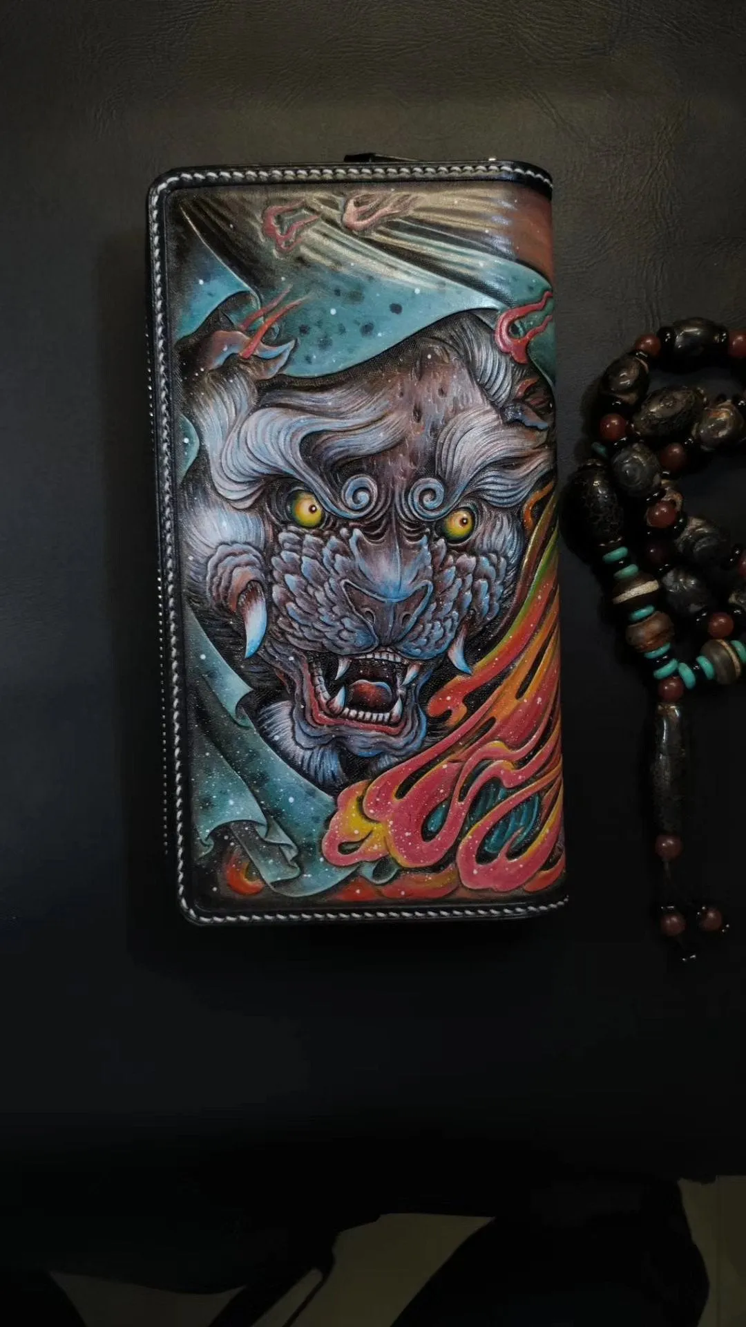 Badass Black Leather Men's Chinese Lion Biker Wallets Handmade Tooled Zipper Long Wallets For Men