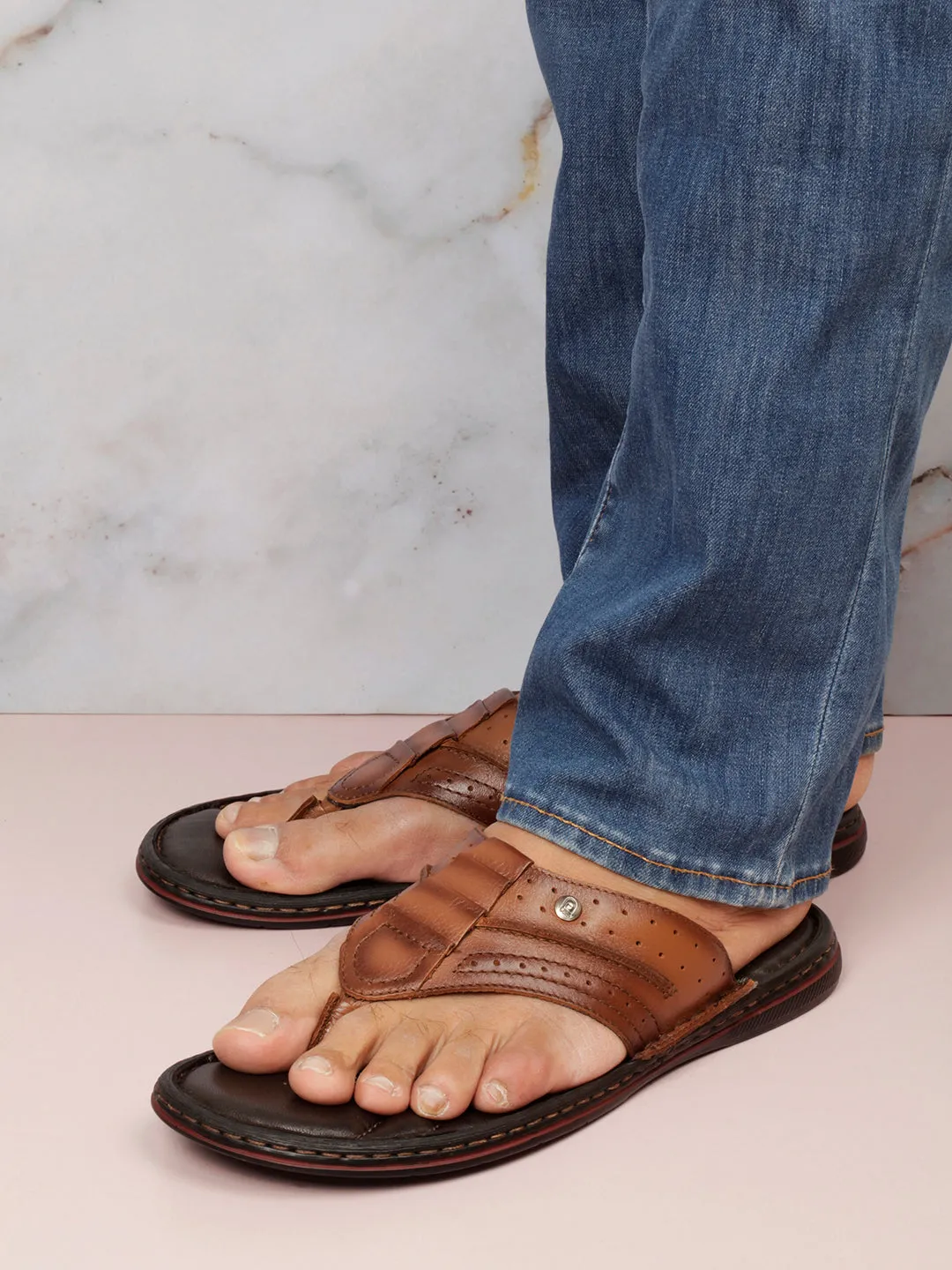 Men Tan Sandal / Slipper (ID4229)