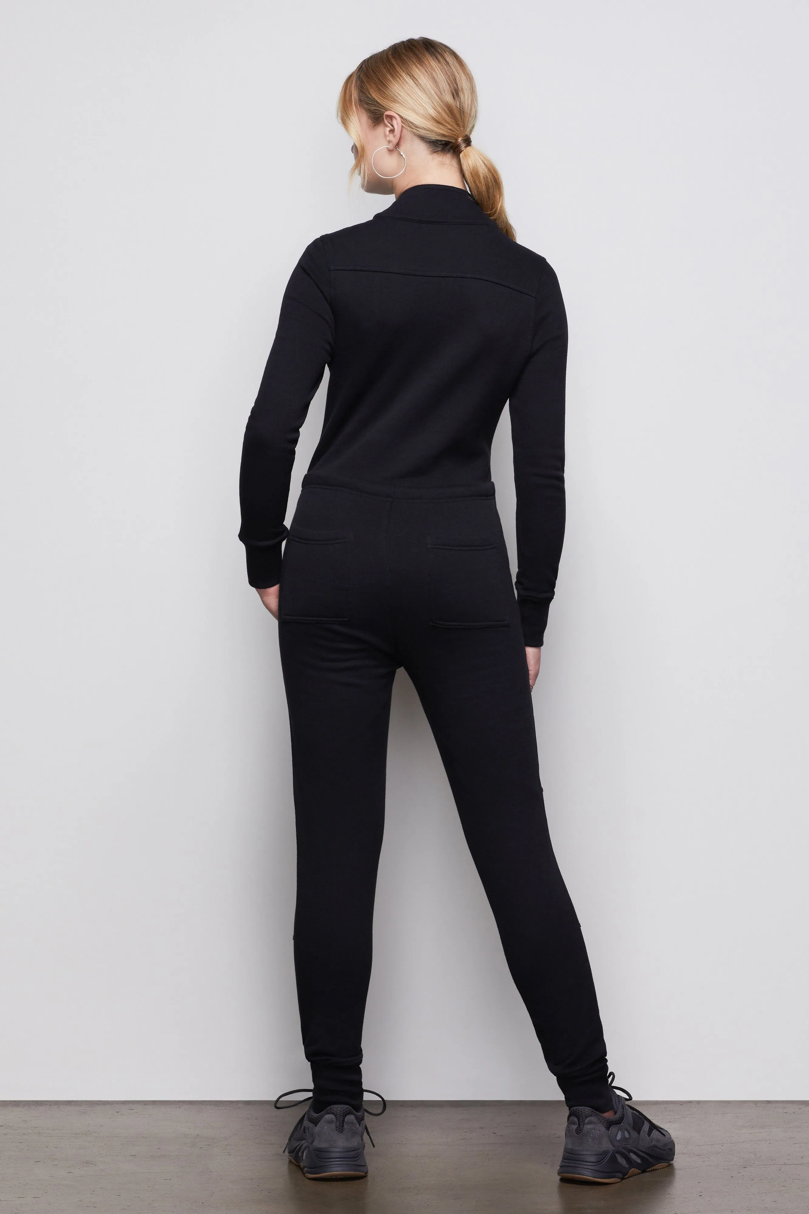 THE GOOD FLEECE COZY JUMPSUIT | BLACK001